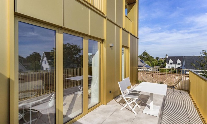 Uitkerke Apartment | Flat in Belgium near Sea Dyke & Town Center