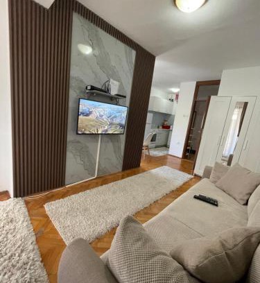 Golubovina Apartment | FLAT IN CENTAR IN BUDVA