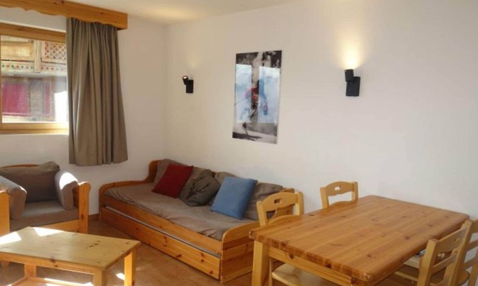 Saint-Pierre-de-Clages Apartment | Flat in Nendaz near Spa des Bisses