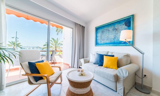 Alcudia Apartment | Flat in Puerto Alcudia with Stunning Sea Views
