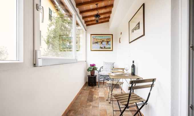 Santa Croce Apartment | Flat The Moon Over Florence