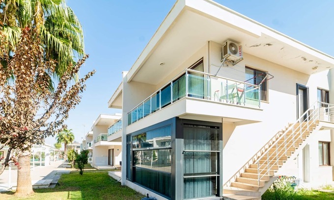 Lara Apartment | Flat w Pool and Balcony Near Lara Beach in Antalya