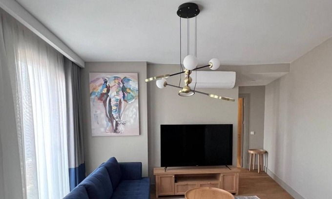 Kabatas Apartment | Flat with Excellent Location and View in Beyoglu