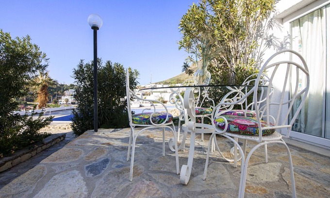 Dagbelen House | Flat with Sea View, Pool and Terrace in Bodrum