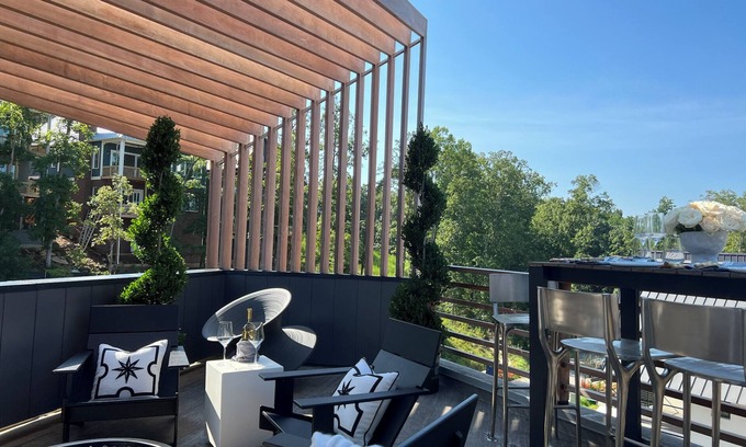 Palmetto House | Flatiron Serenbe
