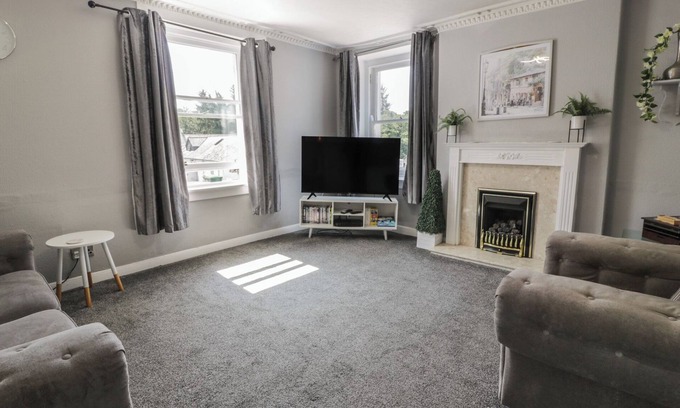 Gatehouse-of-Fleet Cottage | FLEET TOWNHOUSE, pet friendly in Gatehouse Of Fleet