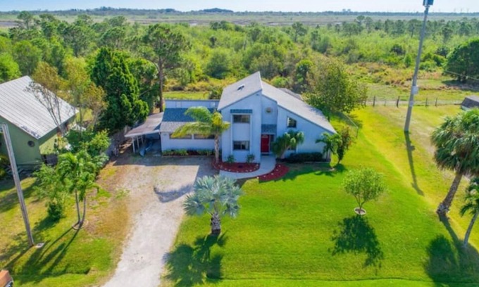 Indian River Estates House | Flerman Cabana 3 bed/2 baths with pool
