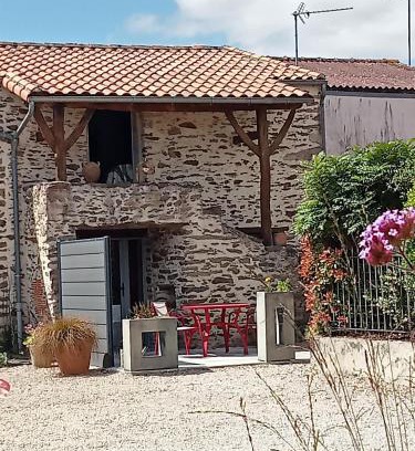 Monnieres Bed & Breakfast | Fleur de Vigne