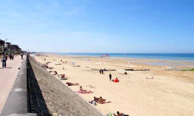 Cabourg Apartment | Fleur Marine by Interhome