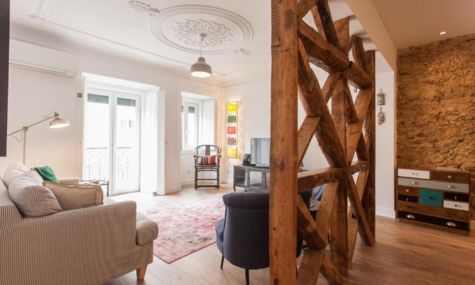 Lisbon Old Town Apartment | FLH Santa Marta Portuguese Flat