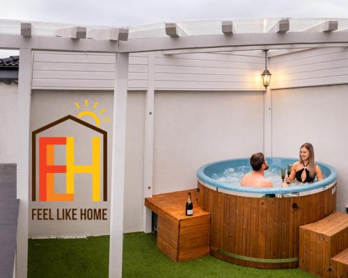 Sibiu Apartment | FLH-Skyline Retreat-Jacuzzi, BBQ & Panoramic Views
