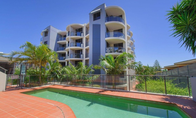 Port Macquarie Apartment | Flightdeck 101 - Large Modern Apartment In Great Location Close To CBD