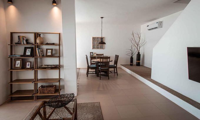 Puerto Villamil House | Flip Flop House