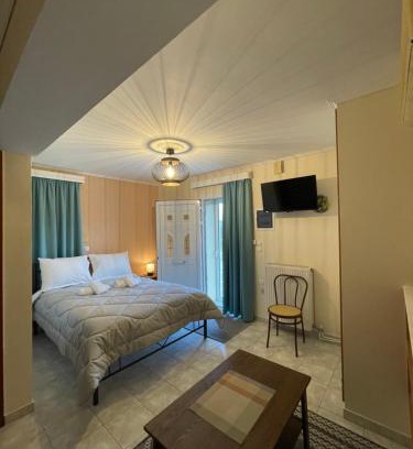 Mesolongi Apartment | Flo's Apartments
