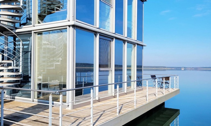 Geierswalde Apartment | floating apartment rooftop