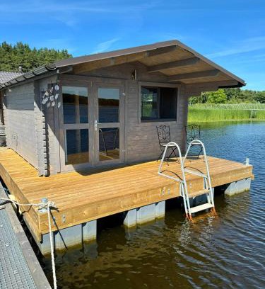 Plavniekkalns House | Floating Camp House