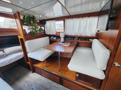 Sant Adria de Besos Boat Rental | Floating in the Sea