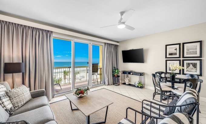 Panama City Beach Condo | Floor 3-Beach Front | Updated | Great Views | Pier Park | Beach Chairs | No wait
