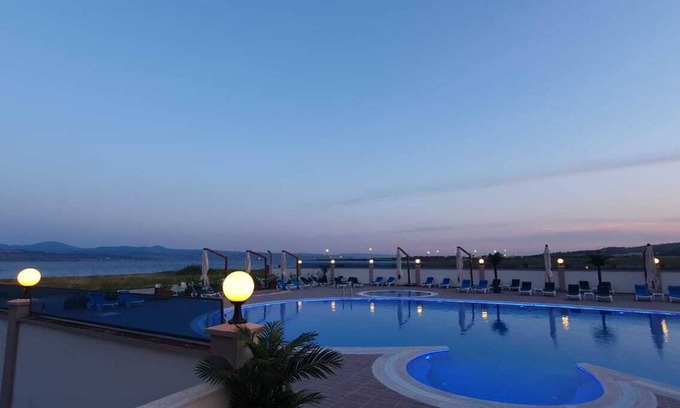 Sutluce Hotel | Flora Hotel