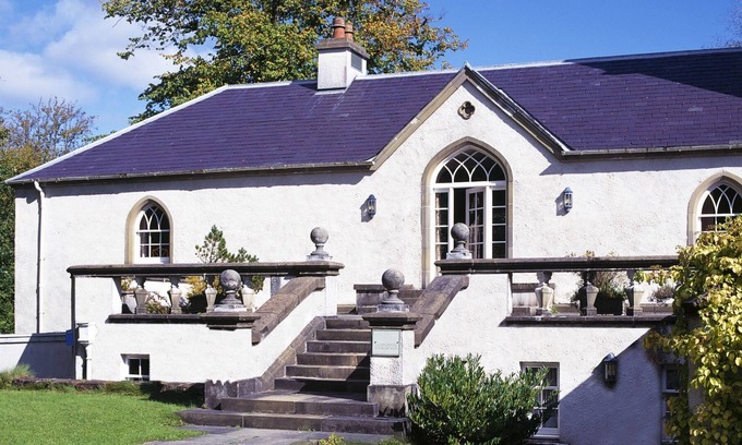 Armadale Apartment | Flora MacDonald Apartment - an apartment that sleeps 4 guests in 2 bedrooms