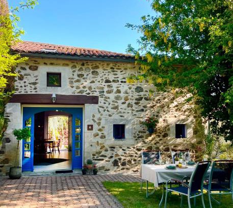 Bussiere-Badil House | Flore at Vive le Vert