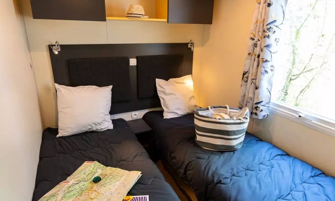 Die House | Flower Camping la Pinède * - Mobil-home Standard Relax 33m2 - 3 bedrooms + Terrace with umbrella - 6 people