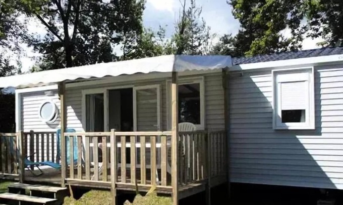 Neuveglise-sur-Truyere House | Flower Camping Le Belvédère * - Mobil-home Premium ALLANCHE - 3 bedrooms 6 people