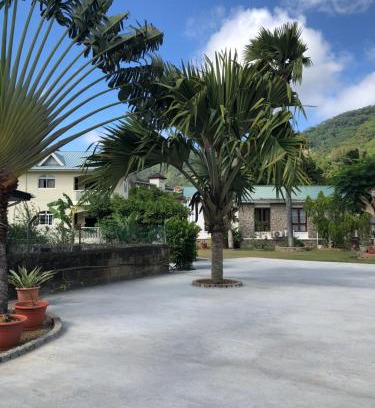 Beau Vallon Apartment | Flower Garden Self-Catering Apartments