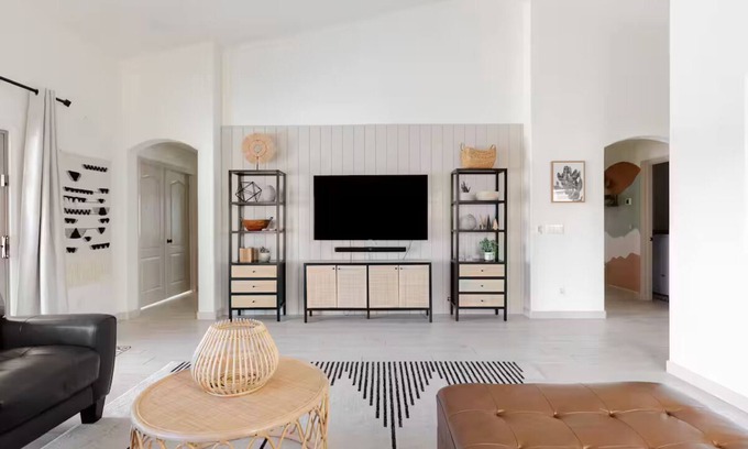 Villages At Queen Creek House | Flower Street House: Desert Oasis w Pool & Spa