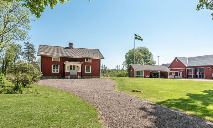 Mullsjo Municipality House | Flugebacken by Interhome