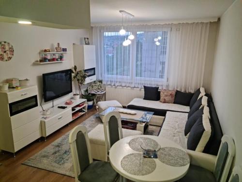 Ilidza Apartment | fly home