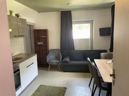 Stall Apartment | Flying-Hirsch