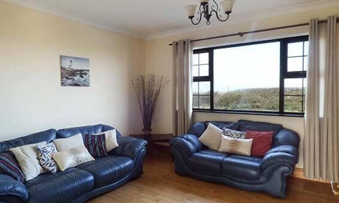 Miltown Malbay House | FLYNN'S COTTAGE, pet friendly, with open fire in Quilty, County Clare