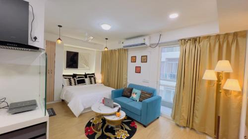Viman Nagar House | Flyora Studio 5min to Airport