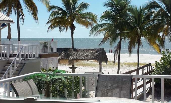Fort Myers Beach House | FMB Beachfront Cottages, see also Coral Cottage #623589