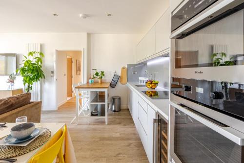 Camden Town with Primrose Hill Apartment | FMSS - City Luxe