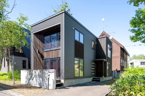 Hirafu House | Fo Sho Sansou