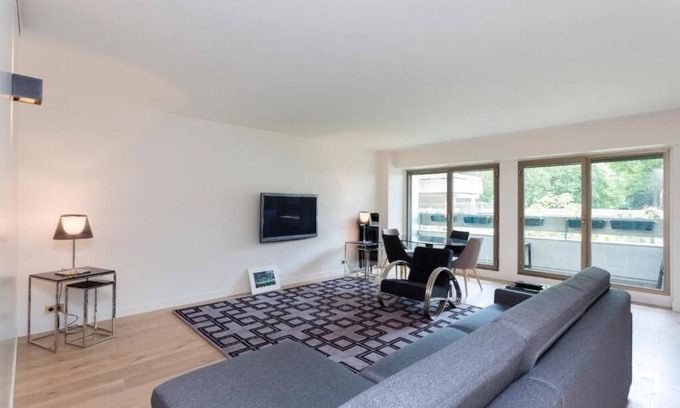 Porte-Dauphine Apartment | Foch Triomphe
