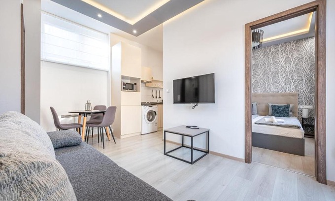 Erzsebetvaros Apartment | Fogas 1Bedroom Apartment in heart of city