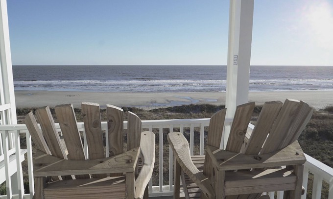 Folly Beach Condo | Folly Beach, South Carolina