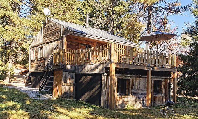 Superbolquere Ski Chalet | FONT ROMEU - BOLQUERE - CHALET COZY STANDING Au Milieu Des Sapins