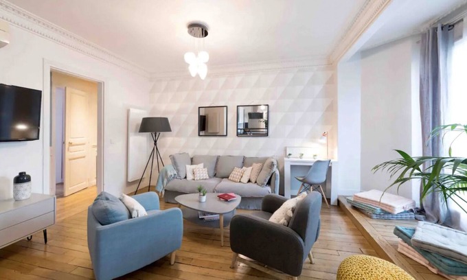 Le Kremlin-Bicetre House | FONTAINEBLEAU - Dynamic Area - Close Paris (5mn) - Metro - 2Br 1Ba