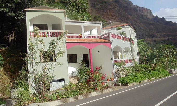 Ribeira Grande Apartment | Foothills of the Mountain - Longueira - Ribeira da Torre