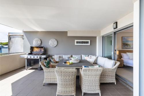 Fingal Bay Apartment | Footprints 1, 6-10 Market Street - Surfside Apartments
