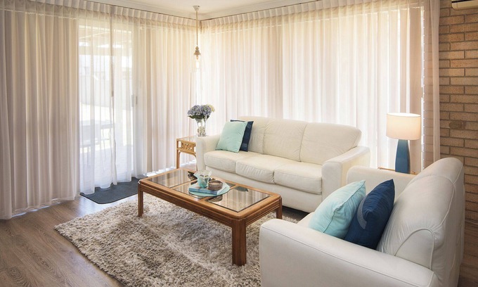 Busselton House | Footprints in the Sand - Central Busselton