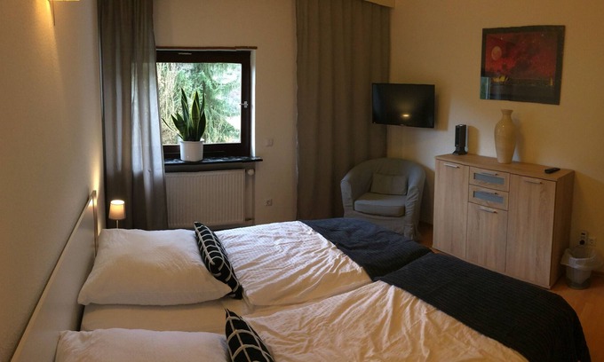Schonau Apartment | For families and small groups - beautiful, large and stylish 3 room apartment