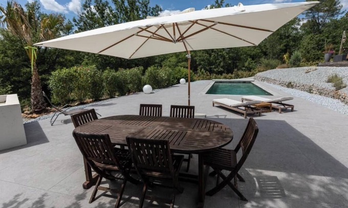 Saint-Paul-en-Foret Villa | For rent, on the second floor of our Californian villa