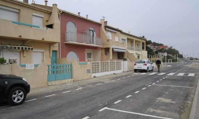 Leucate Apartment | For rent T2- Leucate plage - 1er D- Front de mer