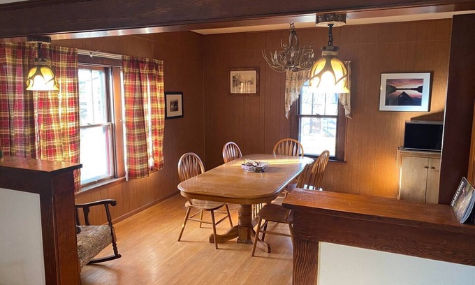 Ashley House | For the family. For the adventure.