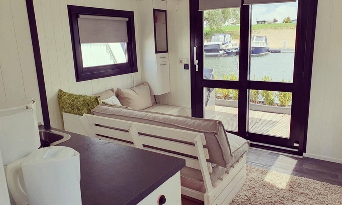 Lathum House | For those who truly want to get away.